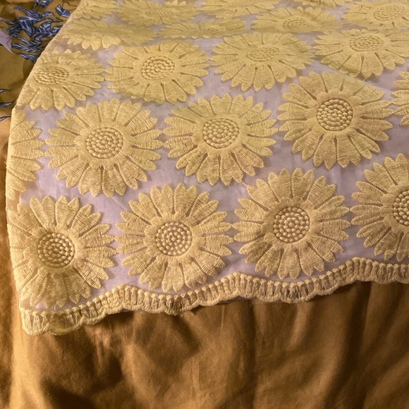 Crochet Sleeveless Yellow Daisy Sheath Dress - Picture 4 of 4